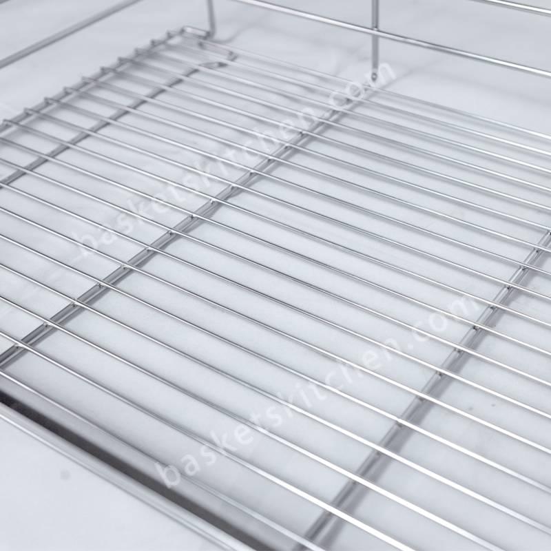 cabinet pull out baskets - Flat Wire